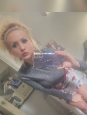 Meet your Posher, Simone